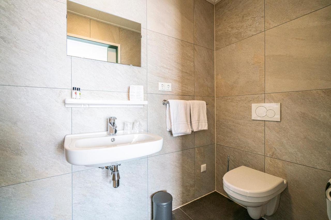 Hotel & Eetk'Fee De Vlik Ospel エクステリア 写真